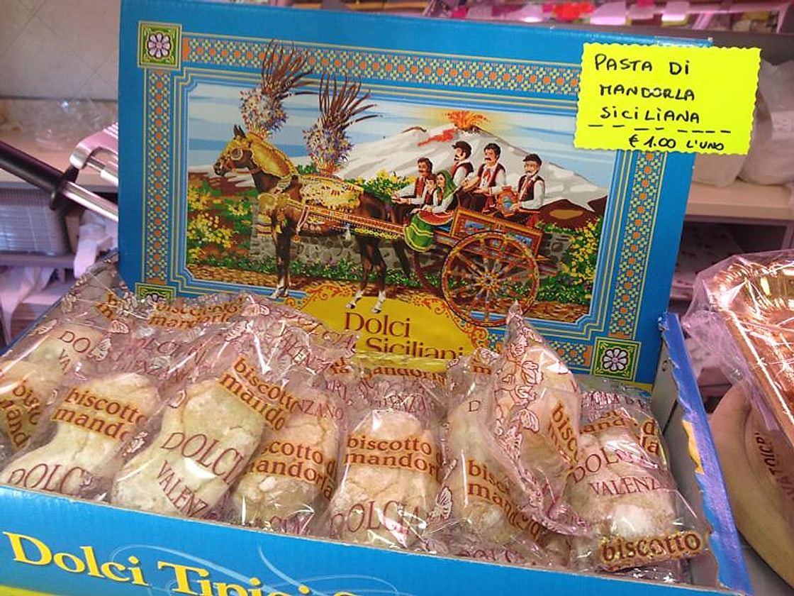Dolci tipici siciliani confezionati